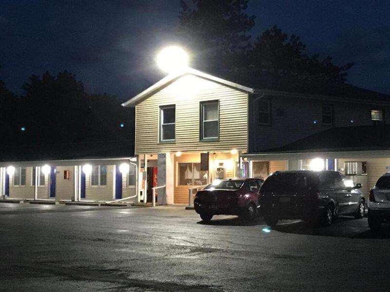 Americas Best Value Inn Jonesville/Hillsdale Экстерьер фото