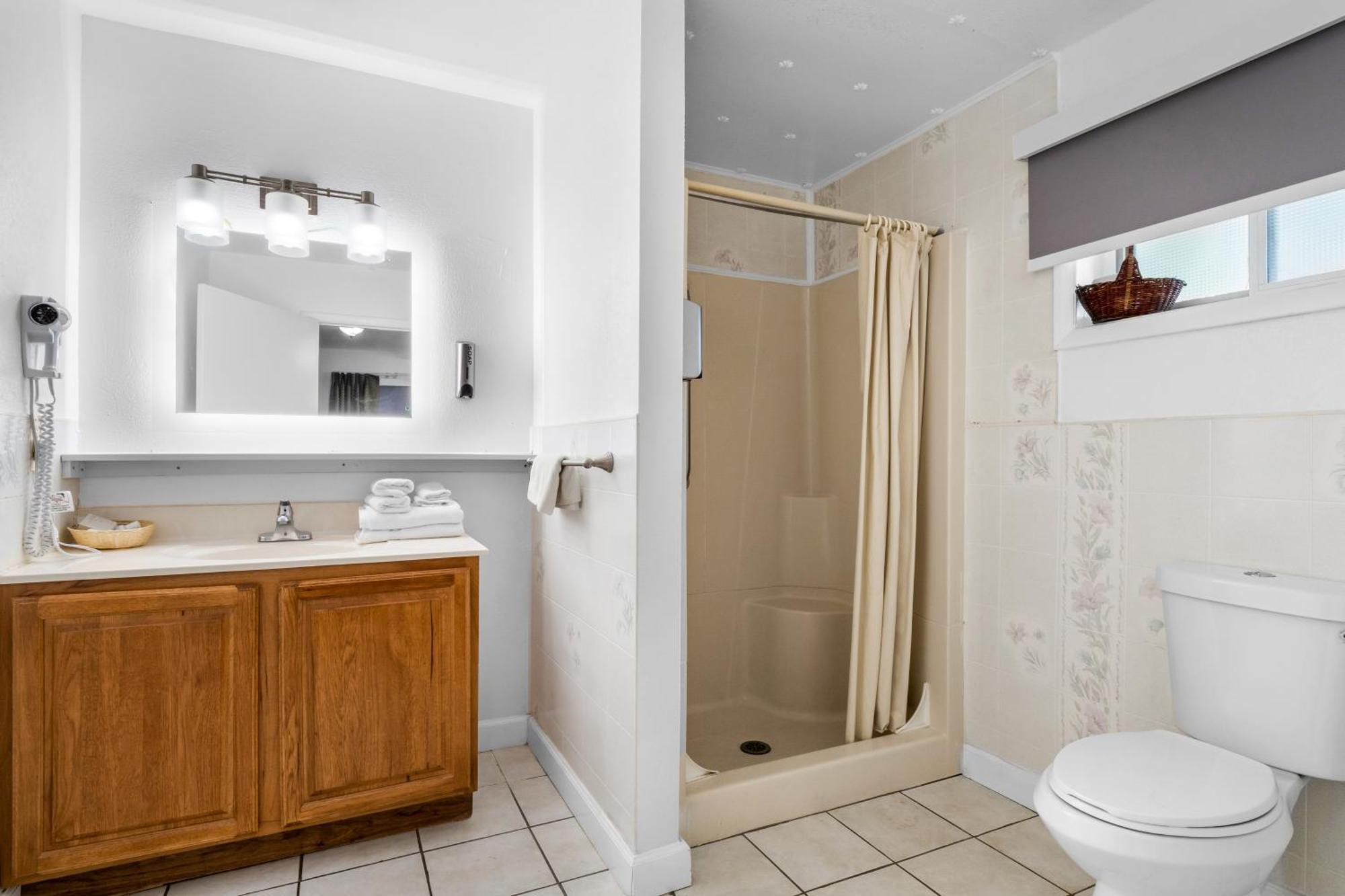Americas Best Value Inn Jonesville/Hillsdale Экстерьер фото