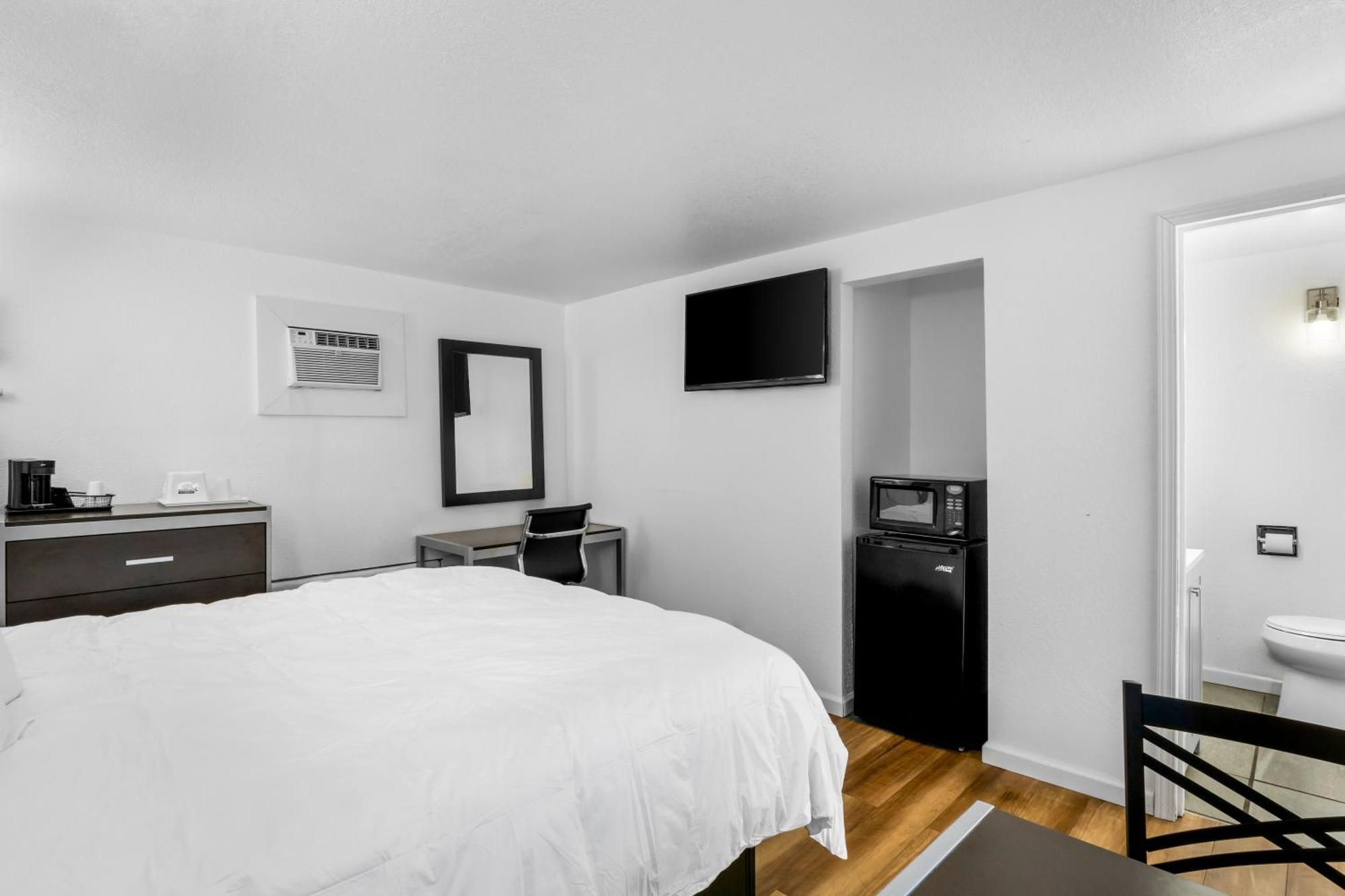 Americas Best Value Inn Jonesville/Hillsdale Экстерьер фото