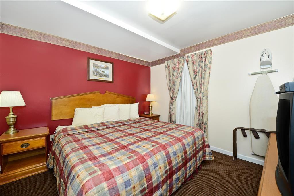 Americas Best Value Inn Jonesville/Hillsdale Номер фото