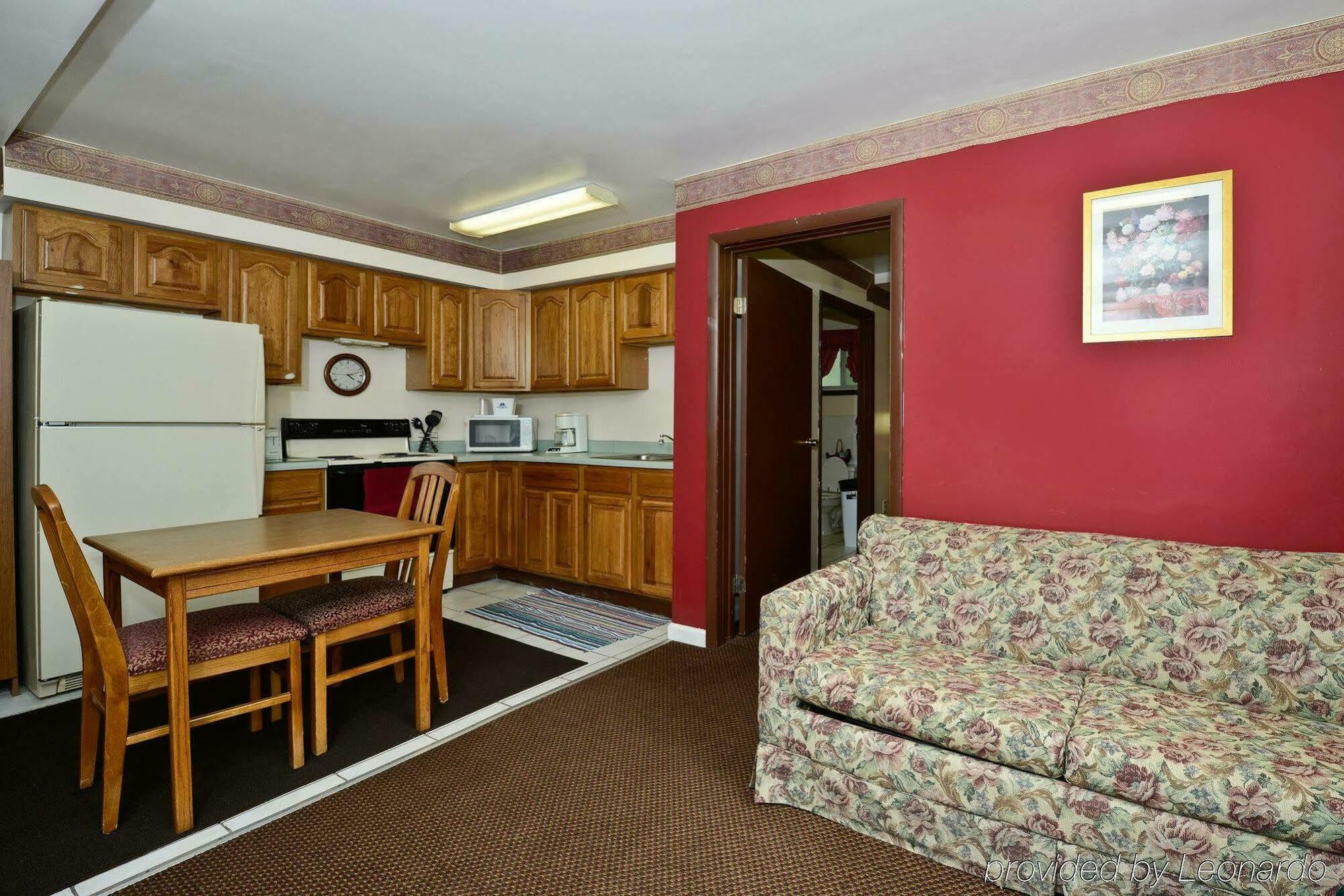 Americas Best Value Inn Jonesville/Hillsdale Экстерьер фото